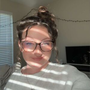 Meet your Posher, Samantha